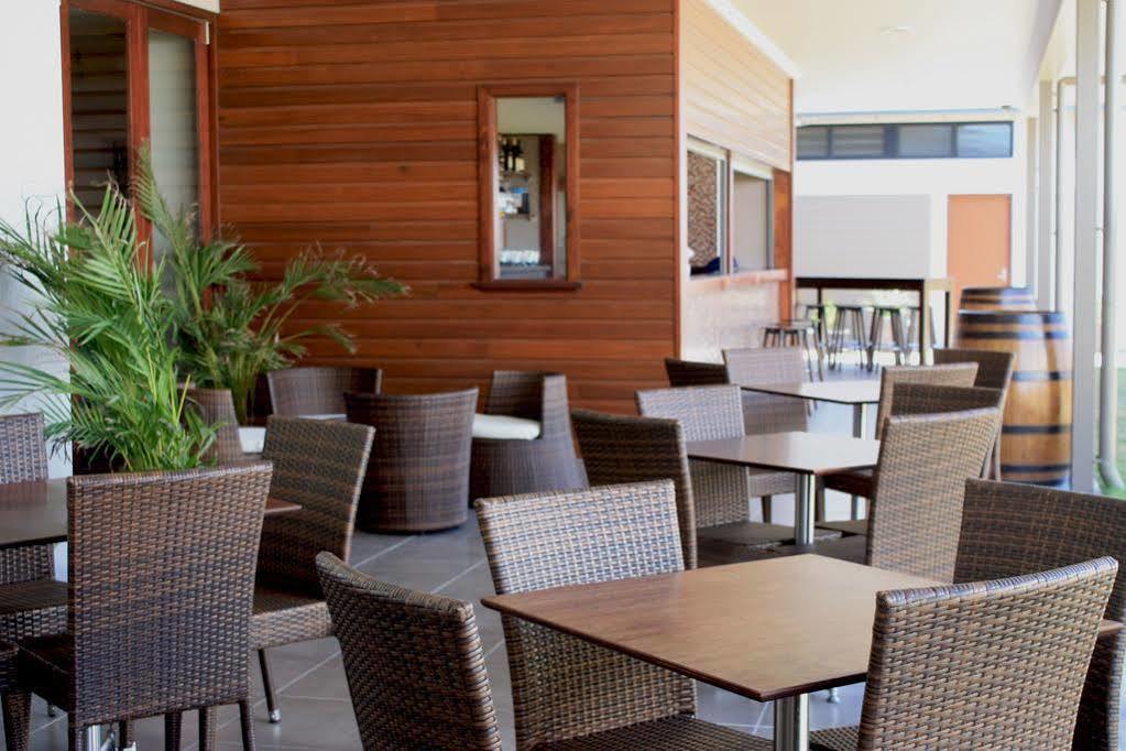 Merinda Village Hotel Bowen Exteriér fotografie