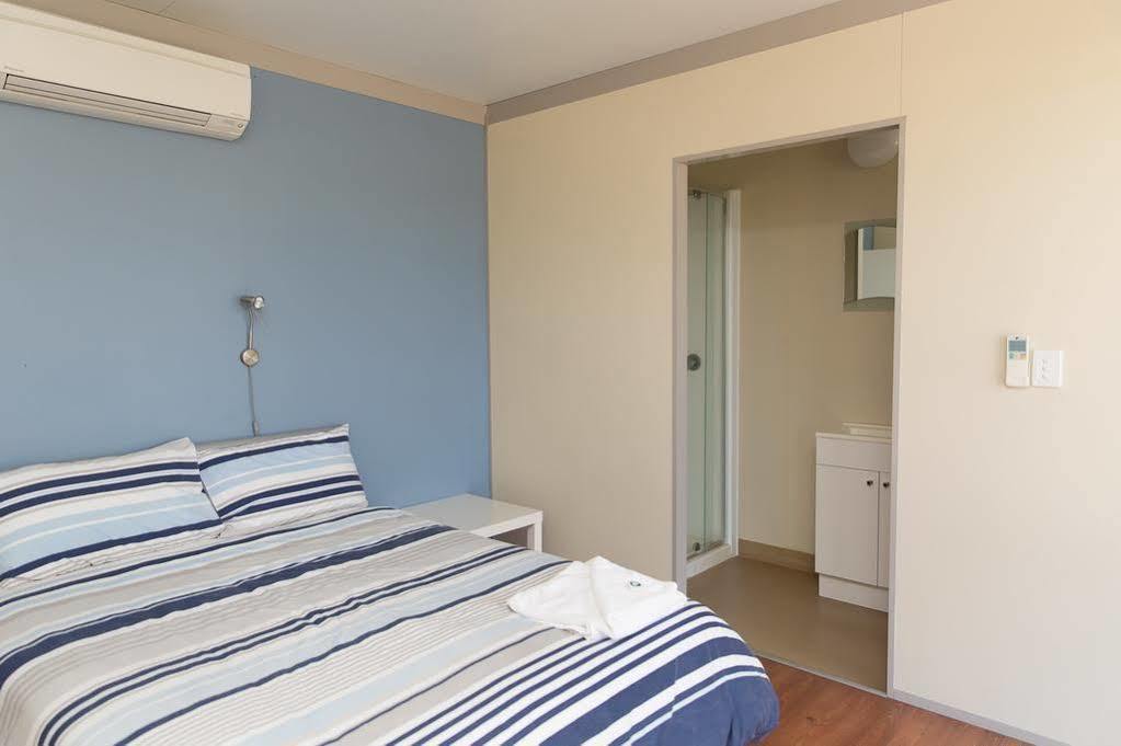 Merinda Village Hotel Bowen Exteriér fotografie